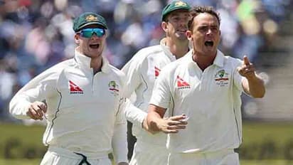 అడిలైడ్ టెస్ట్: ఆసీస్ టార్గెట్ 323