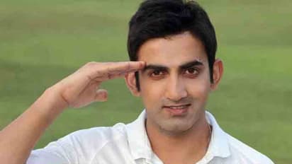 ఇష్టమైన కెప్టెన్ ధోనీనా, దాదానా: ఇద్దరు కాదంటున్న గంభీర్