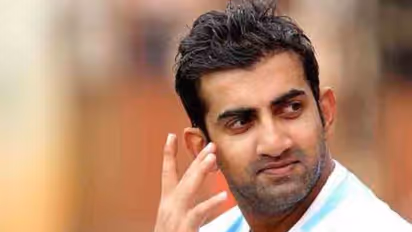 গম্ভীরের সেরা টেস্ট একাদশ দলে নেই সৌরভ গঙ্গোপাধ্যায়, অধিনায়ক অনিল কুম্বলে