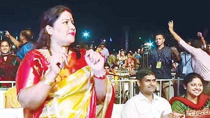 ಕರಾವಳಿ ಉತ್ಸವದಲ್ಲಿ ಬಿಜೆಪಿ ಶಾಸಕಿ ನೃತ್ಯ