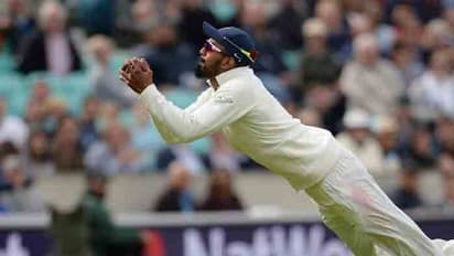 అడిలైడ్ టెస్ట్: క్యాచ్లతోనే 35 వికెట్లు డౌన్