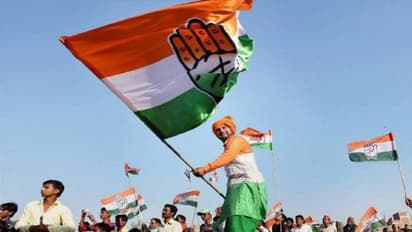 ಕಾಂಗ್ರೆಸಲ್ಲಿ 3 ಬಣ ಬಂಡಾಯ : ಸಚಿವ ಸ್ಥಾನದಿಂದ ಯಾರು ಔಟ್ - ಯಾರು ಇನ್