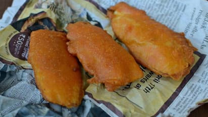 ಪೇಪರ್‌ನಲ್ಲಿ ಬಜ್ಜಿ, ಬೋಂಡಾ ತಿಂದ್ರೆ ಸಿಗುತ್ತೆ 'ಕಜ್ಜಾಯ'!