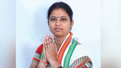 29 ఏళ్లకే ఎమ్మెల్యే...ఇంగ్లీష్‌‌లో ప్రమాణం స్వీకారం చేసిన హరిప్రియ