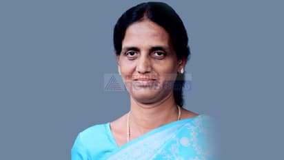 ఫిరాయింపుల పుకార్లు: సబితా ఇంద్రారెడ్డి, వనమా మాటలు ఇవే...