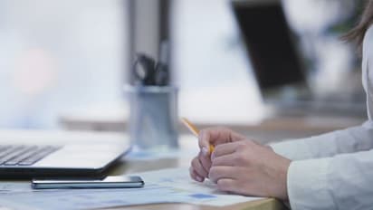 1,78,919 പ്രവാസികള്‍ കഴിഞ്ഞ വര്‍ഷം ജോലി അവസാനിപ്പിച്ച് മടങ്ങിയെന്ന് കണക്കുകള്‍