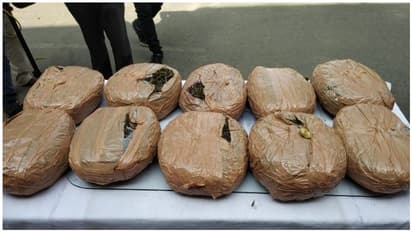 இலங்கை கடற்படை 2 ஆயிரம் கோடி ஐஸ் ரக போதைப் பொருள் .! பின்னணியில் பாகிஸ்தான் இருக்குமா? தொடர் விசாரணை.!!