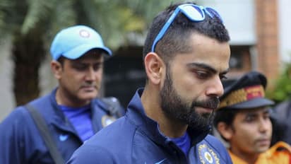 கும்ப்ளேவை தூக்க சொல்லி பிசிசிஐ சி.இ.ஓ-விற்கு தொல்லை கொடுத்த கோலி!!