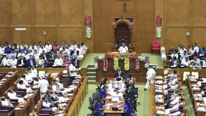 ಕೆರೆಯಲ್ಲಿ ಜಾಲಿ, ಅಮ್ಮನ ಹೊಟ್ಟೆಯೊಳಗೆ ಮುಳ್ಳಿದ್ದಷ್ಟು ನೋವು: ಭಾವುಕರಾದ ಸ್ಪೀಕರ್