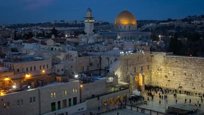 ಜೆರುಸಲೆಂ ಮಸೀದಿಗೆ ಪೊಲೀಸರ ಪ್ರವೇಶ:  ಭುಗಿಲೆದ್ದ ಸಂಘರ್ಷ