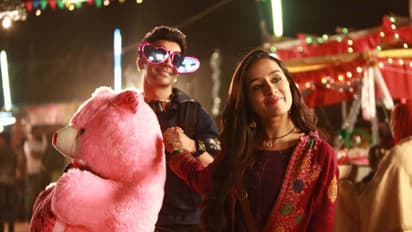 মেড ইন চায়না-র প্রচারে স্ত্রী, নয়া লুকে ধরা দিলেন শ্রদ্ধা কাপুর