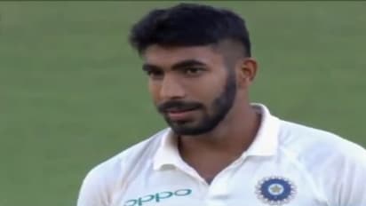 ஆஸ்திரேலிய கேப்டன் அதிர்ச்சியிலிருந்து மீளவே கொஞ்ச நேரம் ஆயிடுச்சு!! எல்லாம் பும்ராவின் மாயாஜாலம் தான்.. வீடியோவை பாருங்க