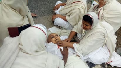 ஜெயின் பெண் துறவிகள் கார் மோதி பலி... நடந்து செல்வோருக்கு என்ன பாதுகாப்பு?