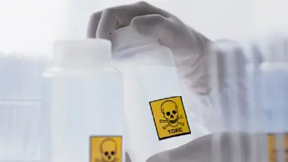 Farmer consumes pesticide in front of sugar mill that reneges on agreement