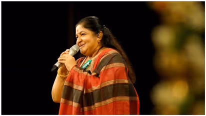 వివాదంలో స్టార్ సింగర్ చిత్ర, విమర్శలు చేస్తున్ననెటిజన్లు. కారణం ఇదే..?