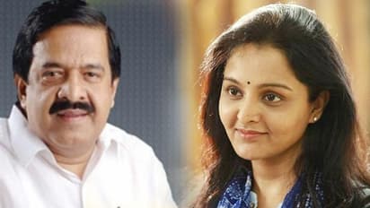 വനിതാ മതിൽ വർഗ്ഗീയ മതിൽ തന്നെ; മഞ്ജുവാര്യറുടെ പിന്മാറ്റത്തെ ന്യായീകരിച്ച് ചെന്നിത്തല