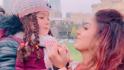 കുഞ്ഞ് ആരാധികയെ കൊഞ്ചിച്ച് നയൻതാര, വീഡിയോ വൈറലാകുന്നു