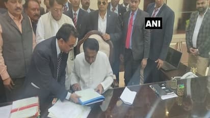 ಅಧಿಕಾರ ಸ್ವೀಕರಿಸುತ್ತಿದ್ದಂತೆ ರೈತರ ಸಾಲ ಮನ್ನಾಕ್ಕೆ ಸಹಿ ಹಾಕಿದ ಸಿಎಂ