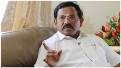 கோலம் மூலம் குடியுரிமை சட்டத்துக்கு எதிர்ப்பு... அந்தக் கோலம் அலங்கோலமாக இருந்தது என மாஃபா பாண்டியராஜன் விளாசல்!