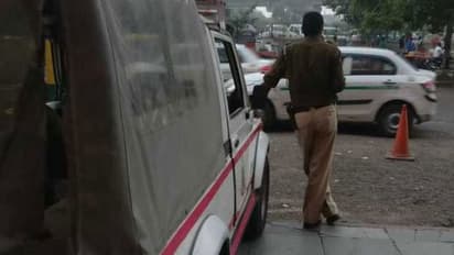 యువతిని వేధిస్తున్న పోలీస్ పై నిర్భయ కేసు