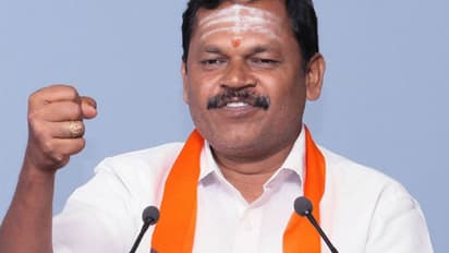 பஞ்சாப் காங்கிரஸ் ஆட்சியை சும்மா விடக் கூடாது.. உடனே கலைச்சுவிடுங்க.. கொதிக்கும் அர்ஜூன் சம்பத்!