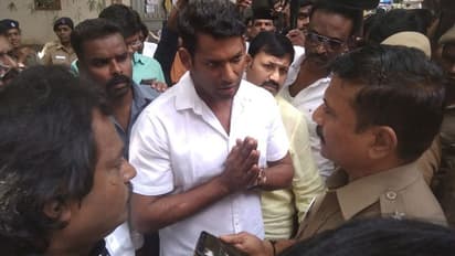 இளையராஜா நிகழ்ச்சியை தடுக்க சதி நடக்கிறது! 8 மணி நேரத்திற்கு பின் விடுதலை செய்யப்பட்ட விஷால் ஆவேசம்!