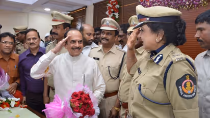 కోలుకొన్న హోంమంత్రి మహమూద్ అలీ: ఆసుపత్రి నుండి డిశ్చార్జ్