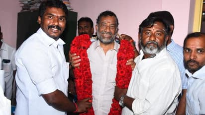 மதுரையில் இருந்து விரட்டப்பட்டு தேனியிலும் தடுக்கப்பட்ட ஓ.பி.எஸின் தம்பி... ஓ.பி.ராஜாவுக்கு வந்த திடீர் சோதனை..!