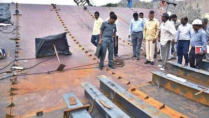 పోలవరం క్రస్ట్ గేట్ పనులను ప్రారంభించిన చంద్రబాబు