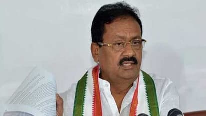 సీఎల్పీ టీఆర్ఎస్ఎల్పీలో విలీనం: విచారణ జనవరి 3కు వాయిదా