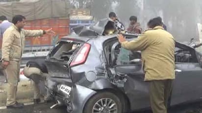 हरियाणा में कोहरे से मचा कोहराम, झज्जर में 50 गाड़ियां टकराईं