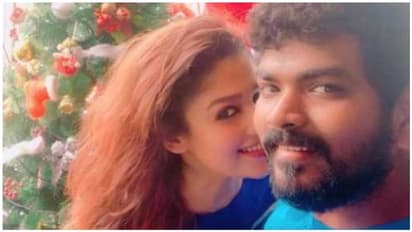 ’அக்கா அடுத்த நயன்தாரா கிறிஸ்மஸ்க்காவது ஒரு டீசண்டான ட்ரெஸ் போடக்கூடாதா?...