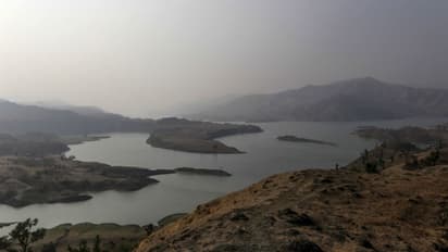 ಭಾರತದಲ್ಲಿ ಹರಿಯುವ ಈ ಪುಣ್ಯ ನದಿ ದೇಶವನ್ನೇ ಇಬ್ಭಾಗಿಸುತ್ತೆ! ಏನಿದರ ಪೌರಾಣಿಕ ಹಿನ್ನೆಲೆ?