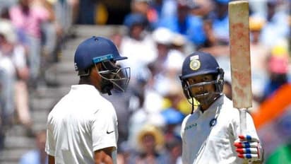 అరంగేట్రంలోనే మయాంక్ రికార్డ్