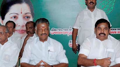 ஏழைகளின் வயிற்றில் அடிப்பதற்கு சமம்.. அம்மா உணவகம் தாக்குதலால் கொந்தளித்த ஈபிஎஸ்-ஓபிஎஸ்..!