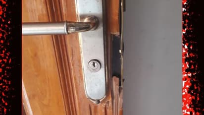 ആളില്ലാത്ത വീടിന്റെ പൂട്ട് തകര്ത്ത് മോഷണം