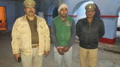Bulandshahr twist: After Army soldier and Bajrang Dal leader, Delhi taxi driver now 'most wanted'