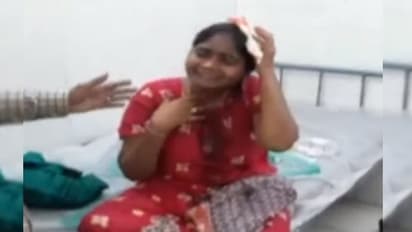 కూతురు ప్రేమ వివాహం.. కత్తితో దాడిచేసిన తండ్రి