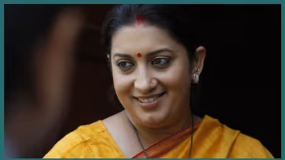Smriti Irani blows poll bugle in Bengaluru; builds on Modi magic, UPA's mayhem