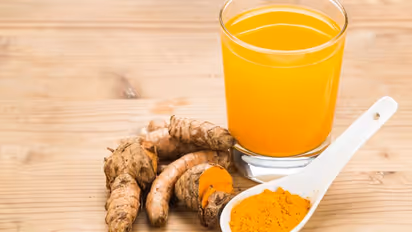 ദിവസവും ഒരു ഗ്ലാസ് മഞ്ഞൾ ചായ ശീലമാക്കൂ