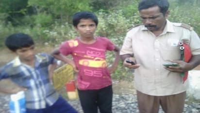 ರೈಲ್ವೆ ದುರಂತ ತಪ್ಪಿಸಿ ಸಾವಿರಾರು ಜೀವ ಉಳಿಸಿದ ಕುಮಟಾ ಬಾಲಕರಿಗೆ ಸಲಾಂ