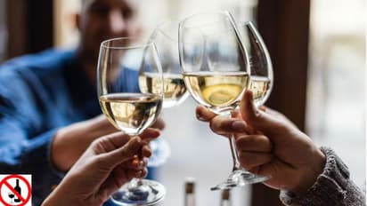 മദ്യത്തോടൊപ്പം ഭക്ഷണം കഴിക്കുമ്പോള്...