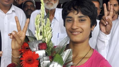 Vinesh Phogat apologises to WFI, but World Championship stint still in doubt