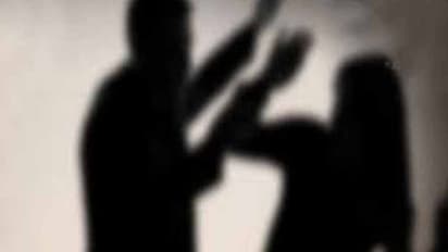 నటిపై అత్యచారం.. వ్యక్తికి జీవిత ఖైదు!