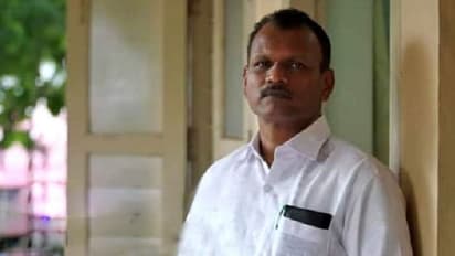 'ശബരിമലയില് നിന്ന് മലയരയരെ അടിച്ചോടിച്ചവരാണ് ഇപ്പോള് ശുദ്ധിക്രിയ നടത്തുന്നത്'; കേസെടുക്കണമെന്ന് പി കെ സജീവ്