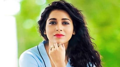 వందల ఎకరాల భూమిని కొన్న యాంకర్ రష్మి..?