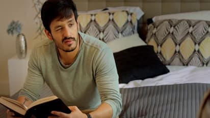 మిస్టర్ మజ్ను టీజర్: అఖిల్ రొమాంటిక్ డోస్!