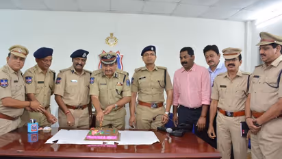 మై వెహికల్ ఈజ్ సేఫ్ ప్రాజెక్టును ప్రారంభించిన రాచకొండ పోలీసులు (ఫోటోలు)