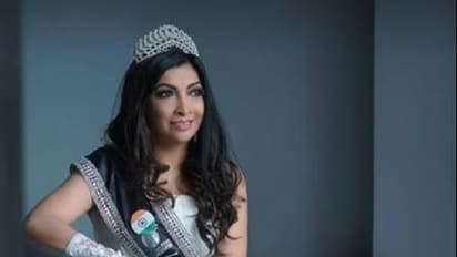 ಲೇಡಿ ಸ್ಟಾರ್ ಯೂನಿವರ್ಸ್ ಸಿಮ್ರನ್ ಗೋಧ್ವಾನಿ