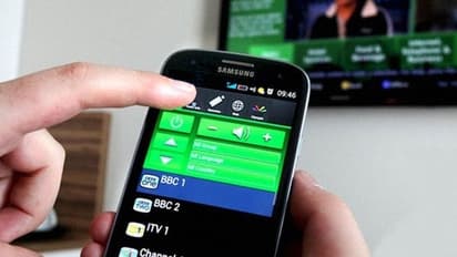 அனைத்து குடும்பங்களுக்கும் ஸ்மார்ட்ஃபோன்….. முதலமைச்சர் அதிரடி அறிவிப்பு !!